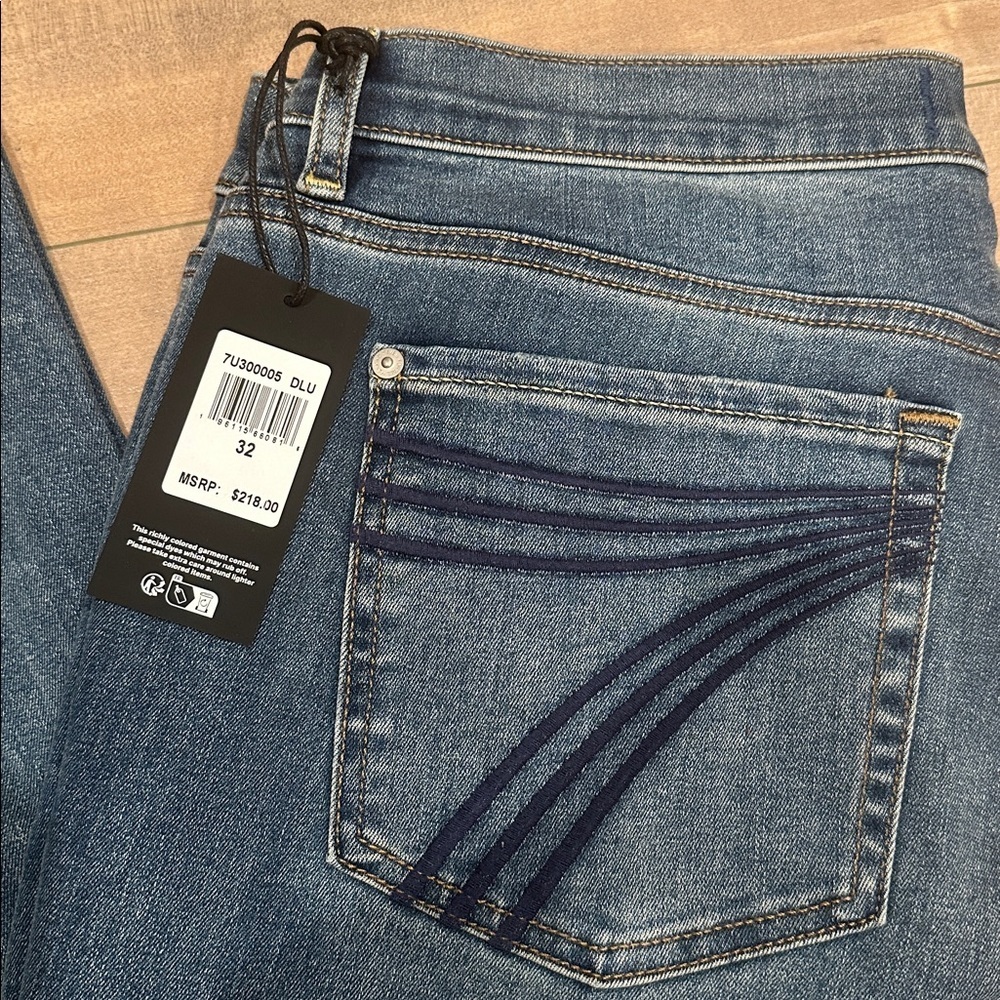 NWT 7 For All Mankind DOJO Flare Jeans Sz 32 - Picture 2 of 11
